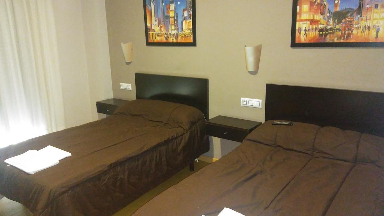 Hostal Restaurante Vial Ourense Zewnętrze zdjęcie