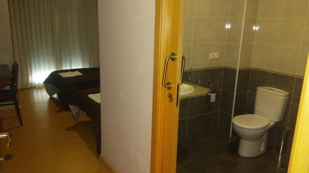 Hostal Restaurante Vial Ourense Zewnętrze zdjęcie